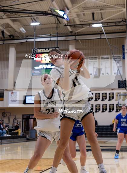 Thumbnail 2 in JV: Indianapolis Bishop Chatard @ Noblesville photogallery.