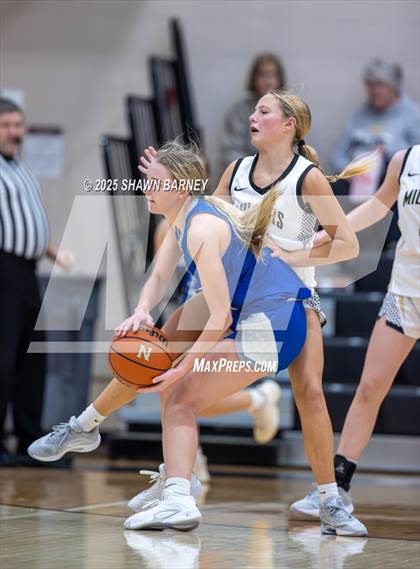 Thumbnail 3 in JV: Indianapolis Bishop Chatard @ Noblesville photogallery.