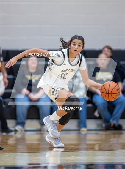 Thumbnail 2 in JV: Indianapolis Bishop Chatard @ Noblesville photogallery.