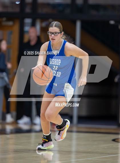 Thumbnail 3 in JV: Indianapolis Bishop Chatard @ Noblesville photogallery.