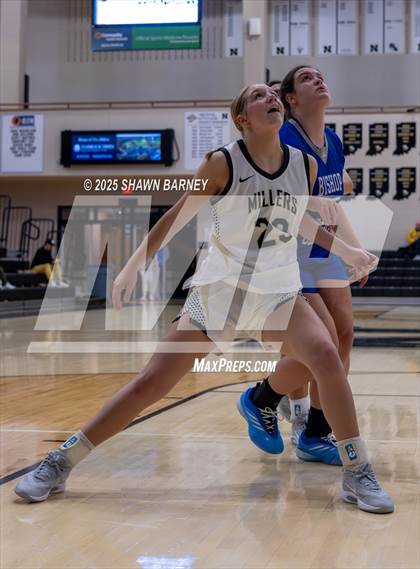 Thumbnail 2 in JV: Indianapolis Bishop Chatard @ Noblesville photogallery.