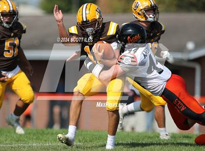Thumbnail 3 in West Jefferson @ Amanda-Clearcreek photogallery.