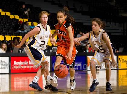 Thumbnail 1 in Loudoun County vs. Charlottesville (VHSL AA D4 Semifinal) photogallery.