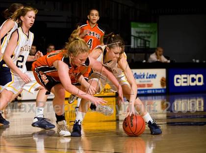 Thumbnail 2 in Loudoun County vs. Charlottesville (VHSL AA D4 Semifinal) photogallery.