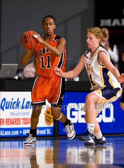 Thumbnail 2 in Loudoun County vs. Charlottesville (VHSL AA D4 Semifinal) photogallery.