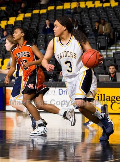 Thumbnail 2 in Loudoun County vs. Charlottesville (VHSL AA D4 Semifinal) photogallery.