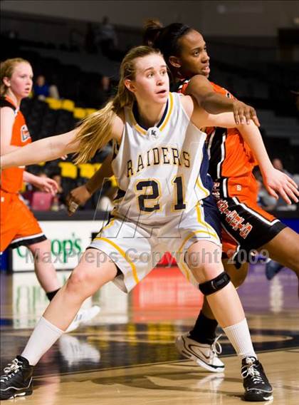 Thumbnail 3 in Loudoun County vs. Charlottesville (VHSL AA D4 Semifinal) photogallery.