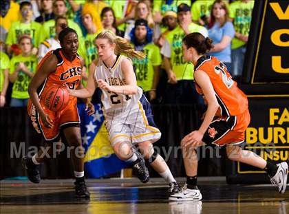 Thumbnail 3 in Loudoun County vs. Charlottesville (VHSL AA D4 Semifinal) photogallery.