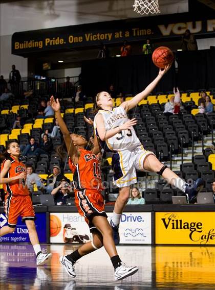 Thumbnail 1 in Loudoun County vs. Charlottesville (VHSL AA D4 Semifinal) photogallery.