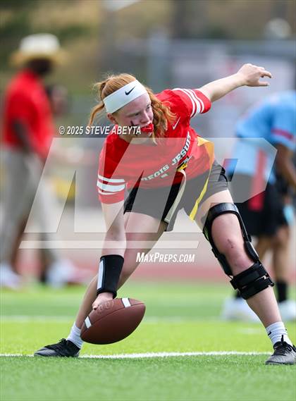 Thumbnail 3 in Manual @ Regis Jesuit photogallery.