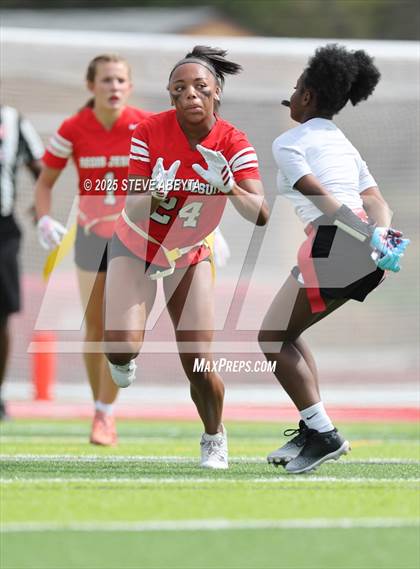 Thumbnail 2 in Manual @ Regis Jesuit photogallery.