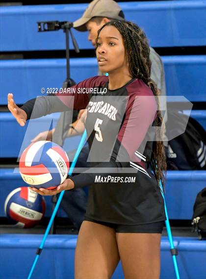 Thumbnail 2 in Faith Lutheran vs. Mira Costa (Nike TOC Southwest) photogallery.