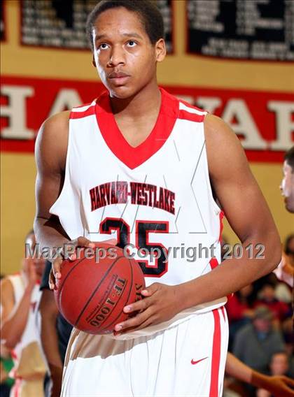 Thumbnail 1 in Alemany vs. Harvard-Westlake photogallery.