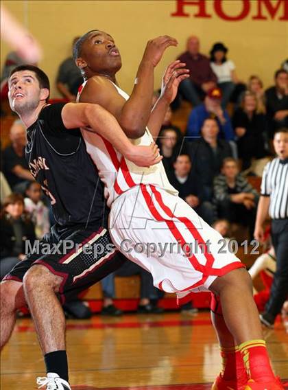 Thumbnail 1 in Alemany vs. Harvard-Westlake photogallery.