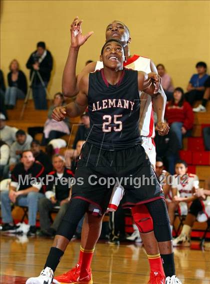 Thumbnail 2 in Alemany vs. Harvard-Westlake photogallery.