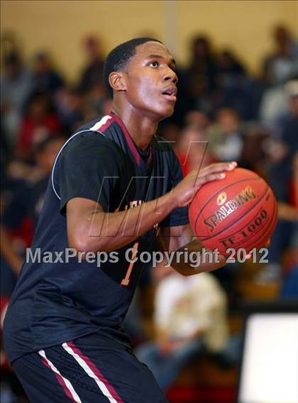 Thumbnail 2 in Alemany vs. Harvard-Westlake photogallery.