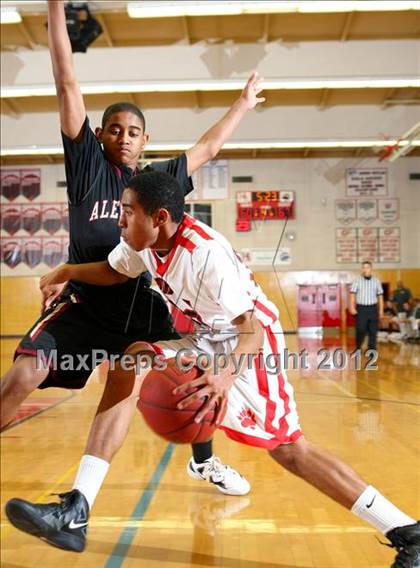 Thumbnail 1 in Alemany vs. Harvard-Westlake photogallery.