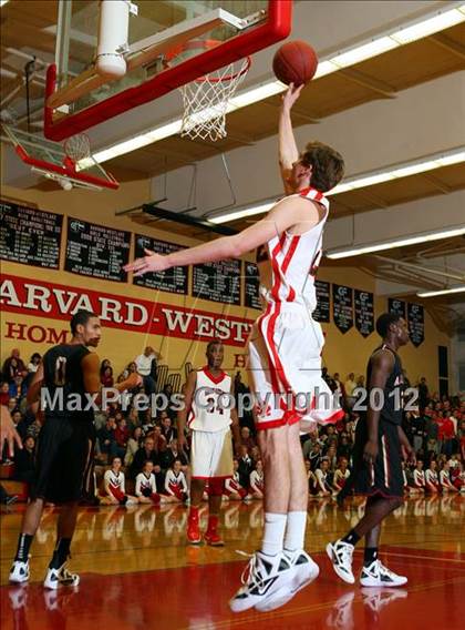 Thumbnail 2 in Alemany vs. Harvard-Westlake photogallery.