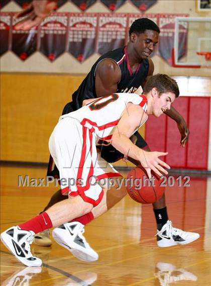 Thumbnail 1 in Alemany vs. Harvard-Westlake photogallery.