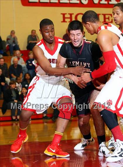 Thumbnail 1 in Alemany vs. Harvard-Westlake photogallery.