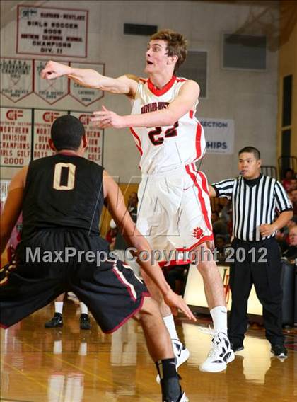 Thumbnail 1 in Alemany vs. Harvard-Westlake photogallery.