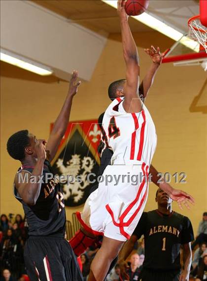 Thumbnail 1 in Alemany vs. Harvard-Westlake photogallery.