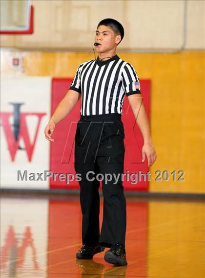 Thumbnail 2 in Alemany vs. Harvard-Westlake photogallery.