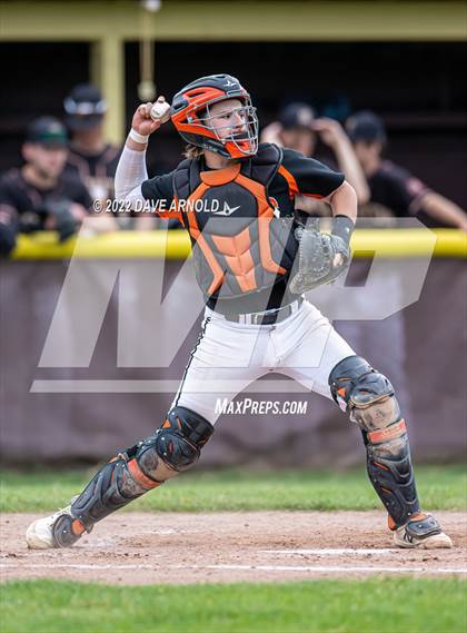 Thumbnail 3 in Thornton Academy vs. Biddeford (MPA Class A Round of 16) photogallery.