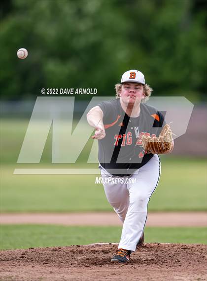 Thumbnail 3 in Thornton Academy vs. Biddeford (MPA Class A Round of 16) photogallery.