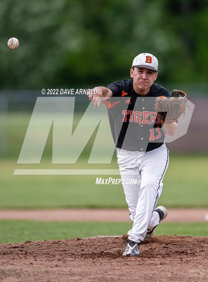 Thumbnail 2 in Thornton Academy vs. Biddeford (MPA Class A Round of 16) photogallery.