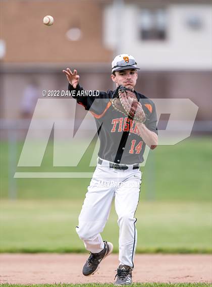 Thumbnail 3 in Thornton Academy vs. Biddeford (MPA Class A Round of 16) photogallery.