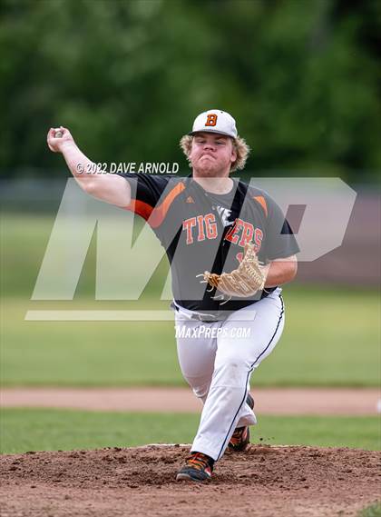 Thumbnail 2 in Thornton Academy vs. Biddeford (MPA Class A Round of 16) photogallery.