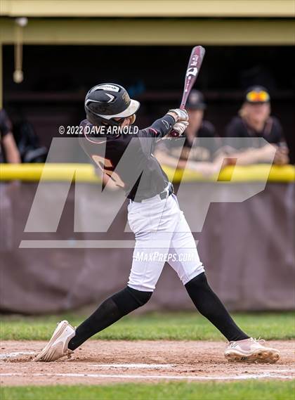 Thumbnail 2 in Thornton Academy vs. Biddeford (MPA Class A Round of 16) photogallery.