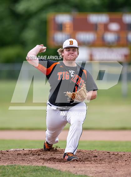 Thumbnail 2 in Thornton Academy vs. Biddeford (MPA Class A Round of 16) photogallery.