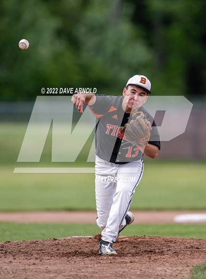 Thumbnail 2 in Thornton Academy vs. Biddeford (MPA Class A Round of 16) photogallery.