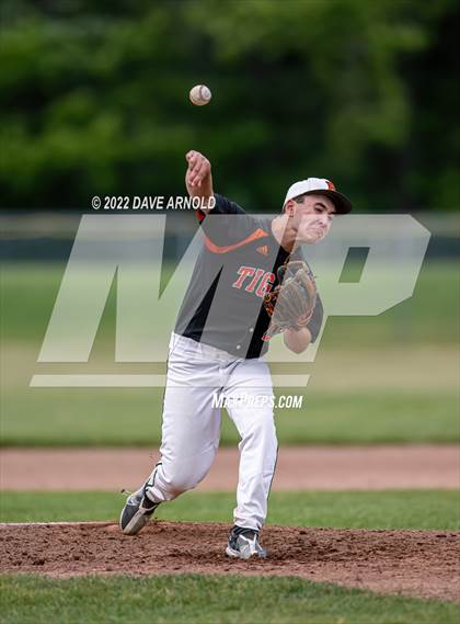 Thumbnail 2 in Thornton Academy vs. Biddeford (MPA Class A Round of 16) photogallery.