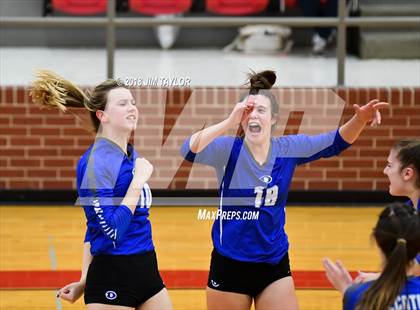 Thumbnail 1 in Stephenville vs. Decatur (4A Regional Quarterfinals) photogallery.