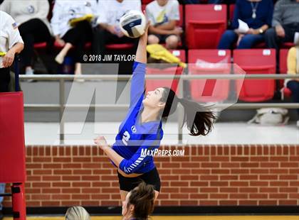 Thumbnail 2 in Stephenville vs. Decatur (4A Regional Quarterfinals) photogallery.