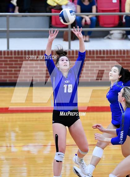 Thumbnail 1 in Stephenville vs. Decatur (4A Regional Quarterfinals) photogallery.