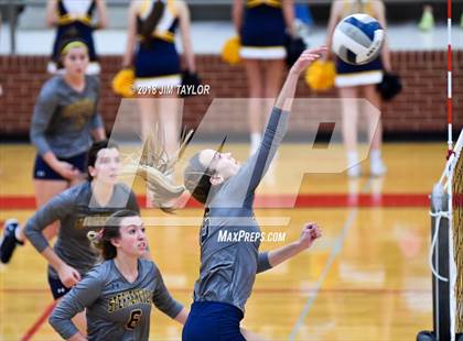 Thumbnail 1 in Stephenville vs. Decatur (4A Regional Quarterfinals) photogallery.