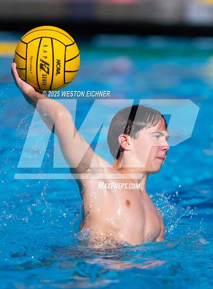 Thumbnail 2 in JV: Santa Fe Christian @ Mater Dei Catholic photogallery.