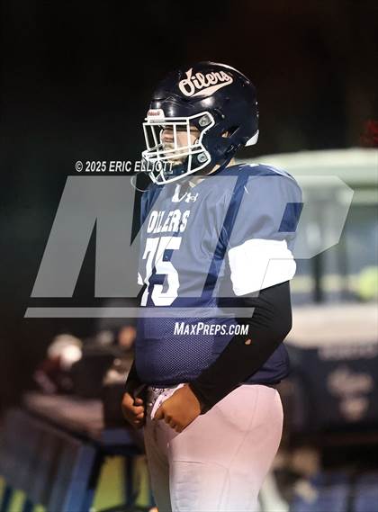 Thumbnail 2 in Punxsutawney vs Oil City (PIAA 4A 1st Rd) photogallery.