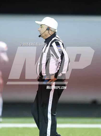 Thumbnail 2 in Punxsutawney vs Oil City (PIAA 4A 1st Rd) photogallery.