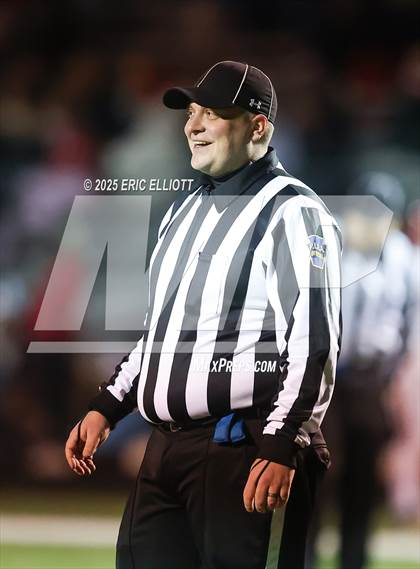 Thumbnail 3 in Punxsutawney vs Oil City (PIAA 4A 1st Rd) photogallery.