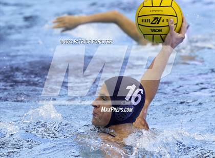 Thumbnail 1 in Boerne-Champion vs. Harlingen South (UIL 6A Region 4 Semifinal) photogallery.