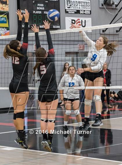 Thumbnail 3 in Grants Pass @ Foothill photogallery.