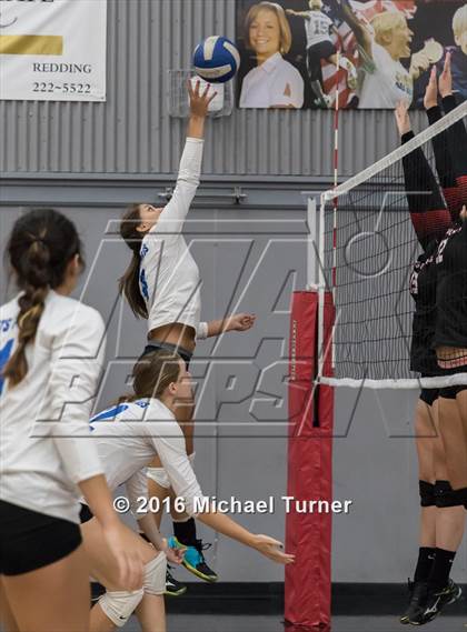 Thumbnail 1 in Grants Pass @ Foothill photogallery.