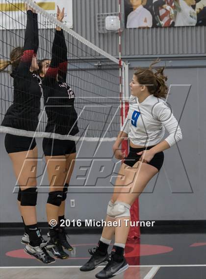 Thumbnail 1 in Grants Pass @ Foothill photogallery.