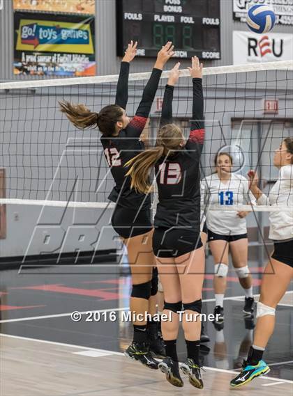 Thumbnail 2 in Grants Pass @ Foothill photogallery.