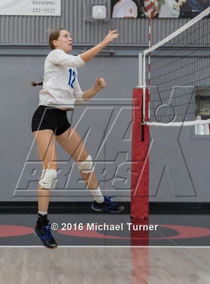 Thumbnail 1 in Grants Pass @ Foothill photogallery.